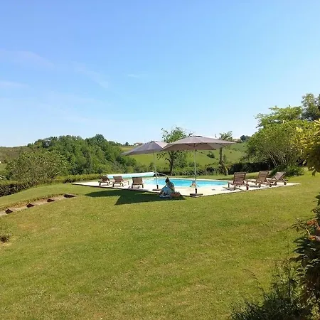 Gite La Bourdette, Au Calme Pour 10pers Avec Piscine Chauffee Et Jacuzzi *