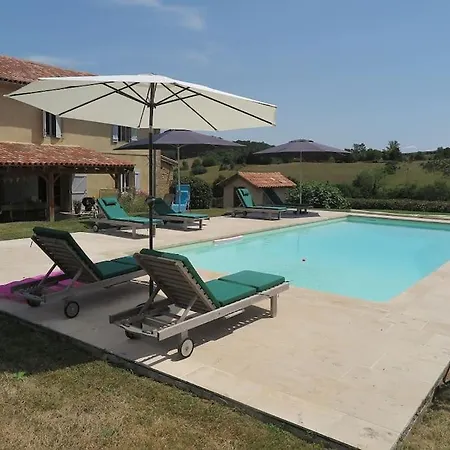 Gite La Bourdette, Au Calme Pour 10pers Avec Piscine Chauffee Et Jacuzzi Montbernard